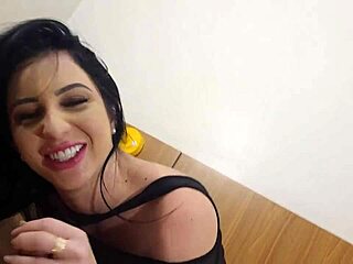 Renatinha pantera on air