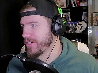 Uncensored anime boss returns favor in hentai cartoon doggystyle scene.