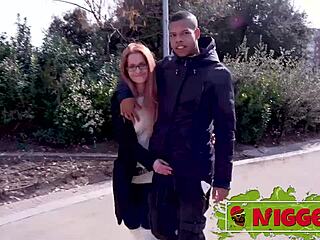 40 Years Old Mature Milf Desperate For Black Cock