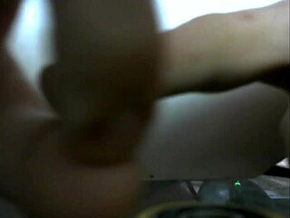 i watch girl masturbating on webcam
