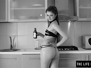 Skinny Redhead Oils Up for Kitchen Solo