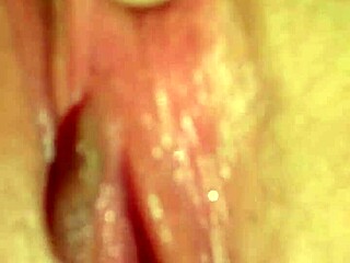 Ugly Face, Sexy Body Masturbating