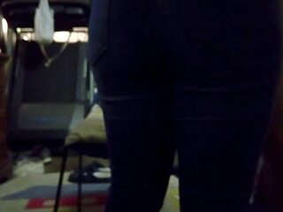 Hot Amateur Brunette With Big Ass Gets Fucked Hard And Deep