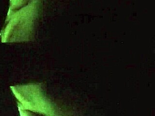 neuk mijn ex-vriendin met grote lul in allerlei standjes tot creampie