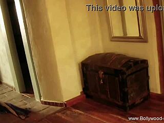 Seduction from sexy asian babe