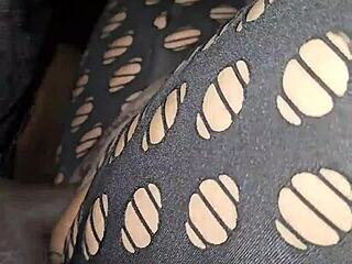 Angelg lets me taste her!