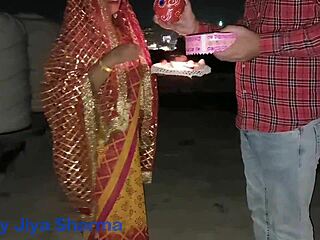 Husband and Wife's Rough Quickie Chudai After Karva Chauth Fast Breaking