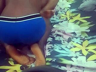 She can't stop moaning 😍