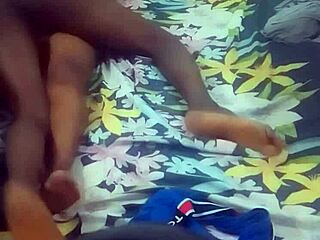 She can't stop moaning 😍