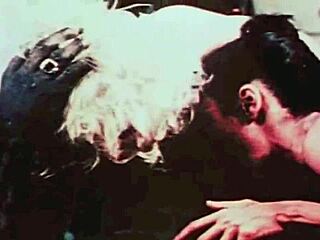 vintage interracial threesome fun 😍🔥