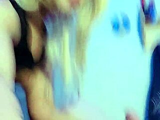 Gorgeous T Girl Slobbin On The Knob