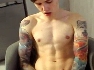 Hot Twinks Jerks Off For Chatroubate Alexterner