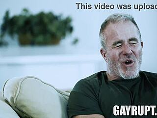 Őrült világ Dale Savage-szel és Adam Awbride-dal vadulnak! 😜