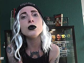 Exhibitionism Challenge Lou Nesbit Lia Louise