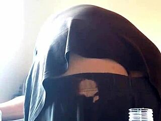 Mature BBW gets a full-body massage with extra attention to tits and ass