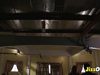 Platinum Blonde Slut Jessica Lynn Gets Facial