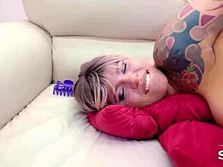 i pleased mummy claus with a naughty brazilian who fucks white girls pussies