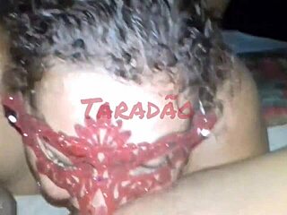 Puta Tomando Leite E Gozando Pelo Rabo