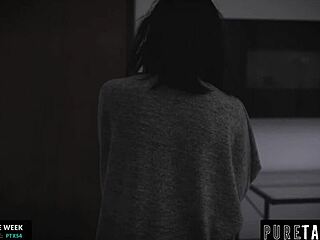 i really want kendra spade's ass fucked by small hands