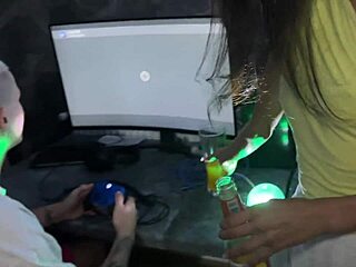 i watched my unfaithful wife fuck strangers at the party in front of me