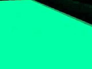 Threesome with twinks going bareback hard 😏