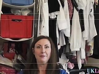 British nurse intensely blows cock in hospital.