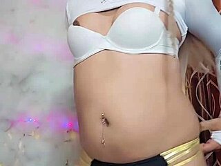 Rica Blanca trans beauty strokes thick shaft