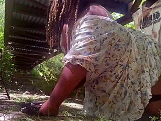 yo, wanna see me bang this milf under the park bridge?