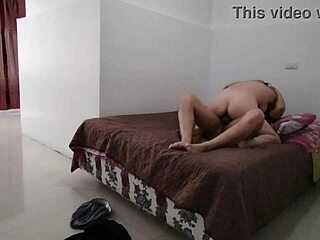 Helped This Granny at Gym and She Returned Cardio Favor