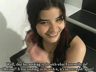 Hermanastra perfecta giving mind-blowing pleasure with deepthroat skills. Just watch her go!