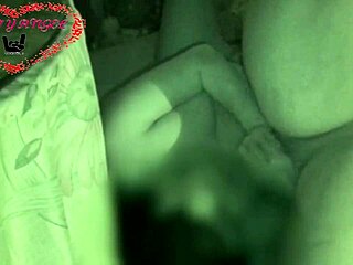 내 전 남친이 집에 와서 나 박아주는데, 코너두드가 보고 있어!