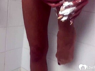 Tusweet Fucks Boss's Step-Sister