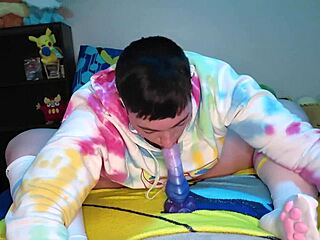 hey chubby femboy, how’s that cock jerking till cum?