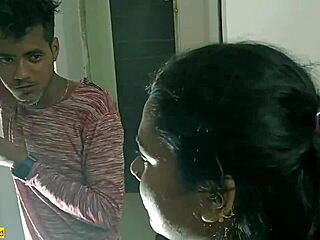 TVメカニックが巨乳ベンガル人バブヒをホットセックスでバン