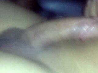 gabycerejinha gives a steamy blow to the young taxi driver during the ride