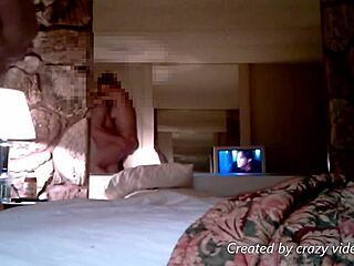 Hot blonde milf chats with amateurs casually