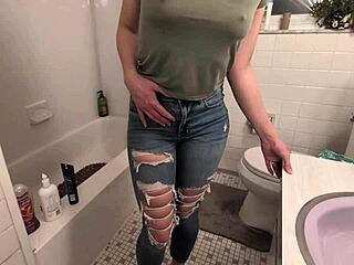 Amateur Cutie’s Pee Desperation Turns into Wild Golden Shower Scene.