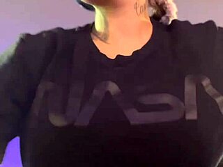 Got so hot at gym, took off shirt, sweat drippin’ everywhere, damn!