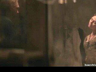 OMG, Tinarie Van Wyk-Loots in Women in Love Ep2 2011 is just too hot! 🔥