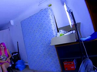 아마추어 커플 옷 찢고 젖은 보지 액션 하드코어 홈메이드 세션