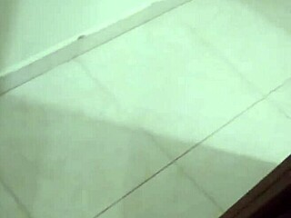 damn, immigrant maid sucks cock for cash in wild exchange!