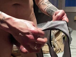 I spilled all over my stepmother's panties while watching her solo 3D action