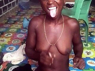 Crazybitch Twerks Naked Before Fucking Big Dildo in Ass and Pussy