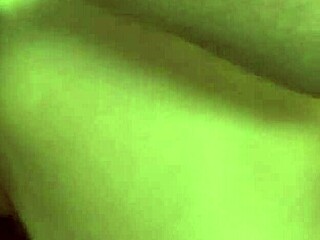 Slutty Babe Shows Off Face and Wild Bedroom Skills