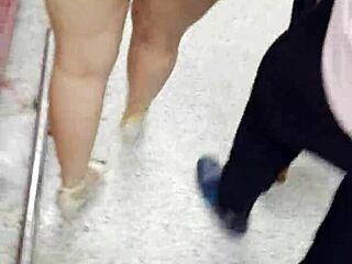 Colombiana Beauty Ignites Passion!