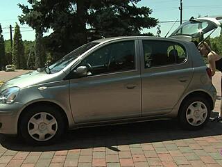 a brunette with huge tits tries pussy licking first time