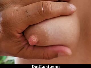 Hey, stepdaughter comforts stepfather in a shocking way - dadlust