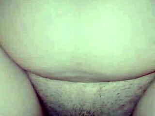 Buen video de naree dando sabrosas sentadillas, orgasmos y panocha mojada a chorros! 😍💦