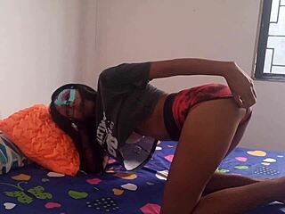 Hot Latina In Transit Through Colombia I Love Touching Myself And Exploring My Saggy Natural Tits