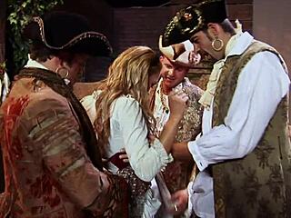 Hey, vil du se denne søde blondine tage tre pikker på én gang i et vildt quickie?